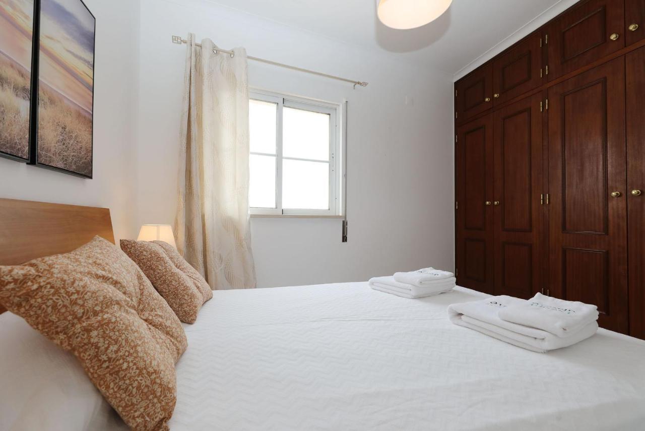 B37 - City Central Door Apartment Lagos Exterior photo