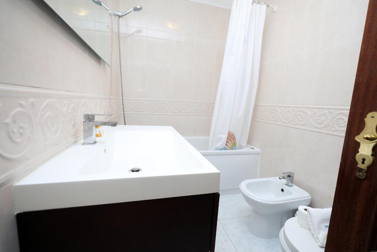 B37 - City Central Door Apartment Lagos Exterior photo