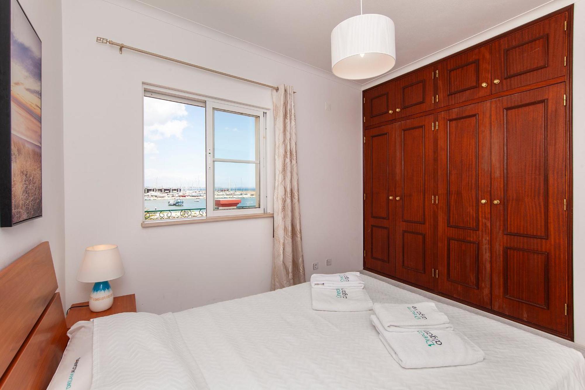 B37 - City Central Door Apartment Lagos Exterior photo