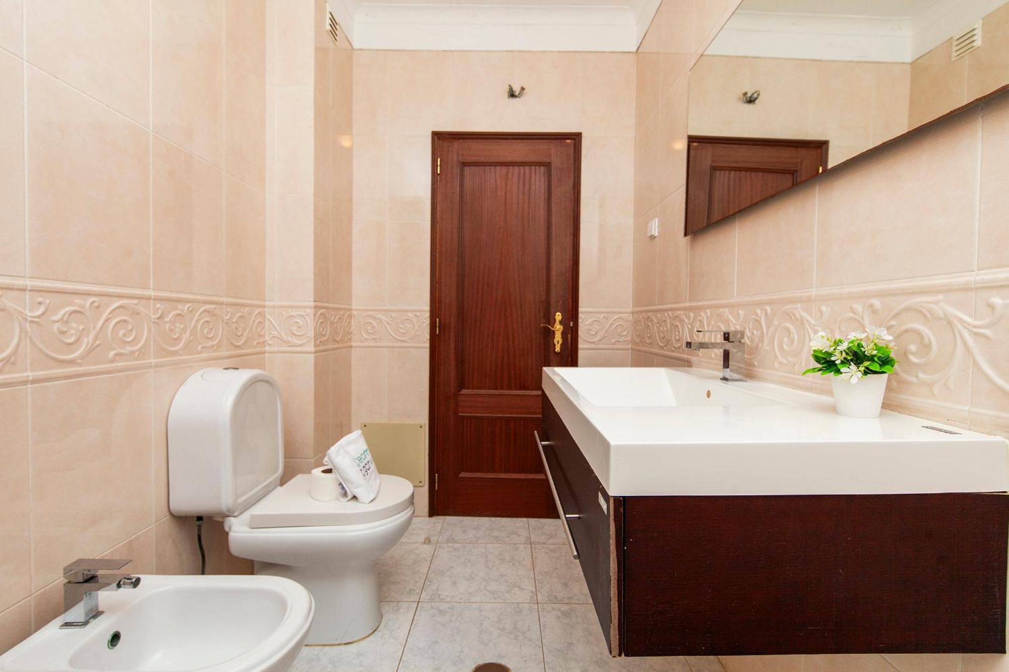 B37 - City Central Door Apartment Lagos Exterior photo