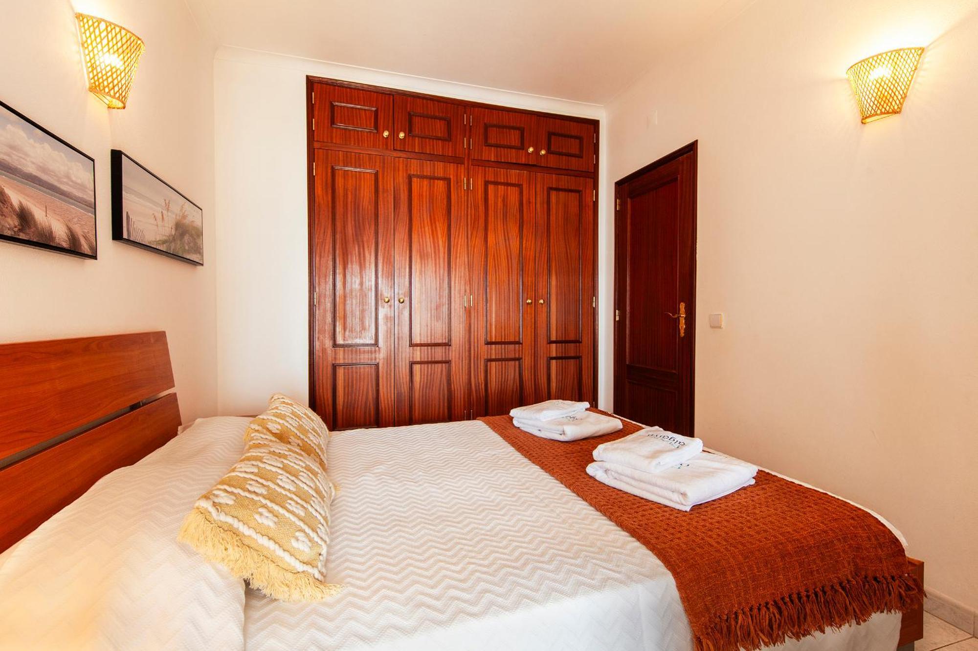 B37 - City Central Door Apartment Lagos Exterior photo